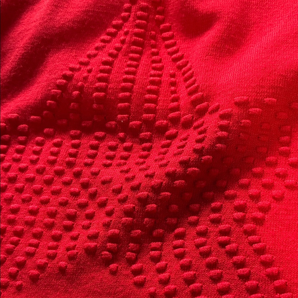 Renuar Vibrant Red jersey with Black Zipper Accents - Size medium
